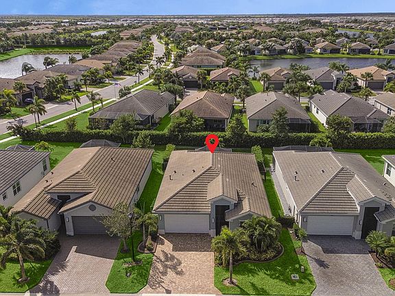 3rd image of 11374 SW Carlisle Crossing Avenue