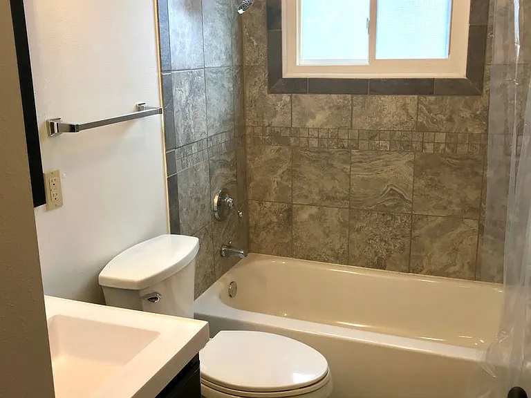 742 Fairwood Dr — Photo 8