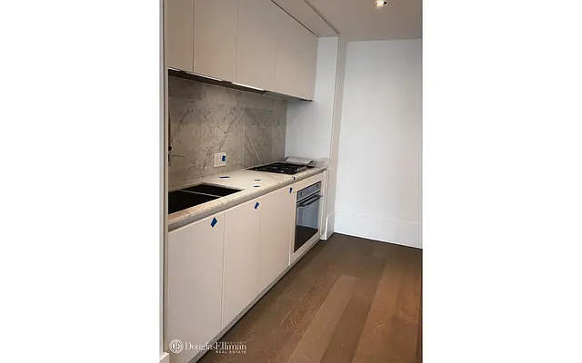 Rented by Douglas Elliman | media 11
