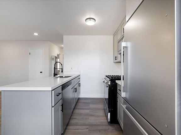 5th image of 25126 Belle Porte Ave Unit 5