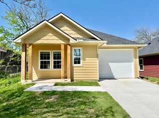 527 E Monterey St, Denison, TX 75021