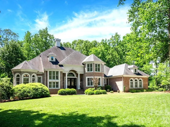 6052 Oxfordshire Rd, Waxhaw, NC 28173