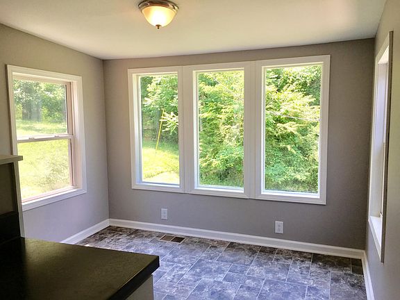 Dining or office space