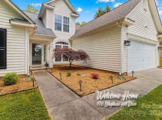 178 Shephard Hill Dr, Mooresville, NC 28115