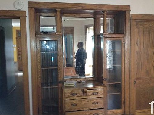 5th image of 329 S Mozart St #1