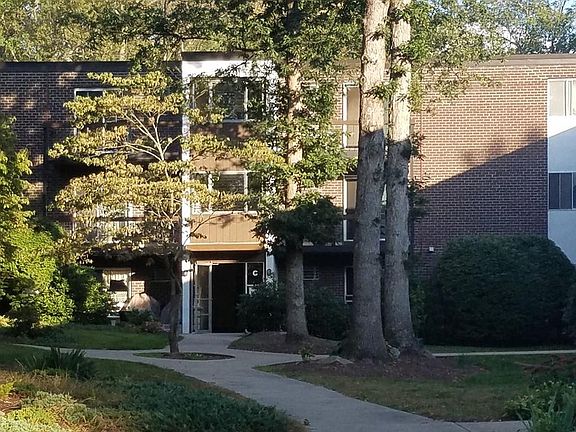 2nd image of 599 Old West Central St APT C11