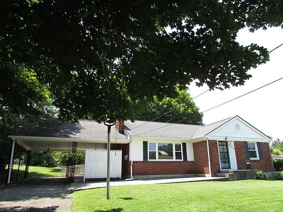 3rd image of 2024 Twin Oaks Ave