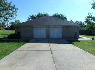 213 Axis Deer Trl, Hutto, TX 78634