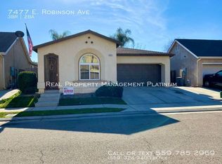 7477 E Robinson Ave, Fresno, CA