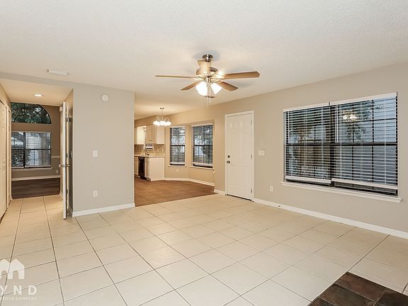 2nd image of 5407 Fort Caroline Rd