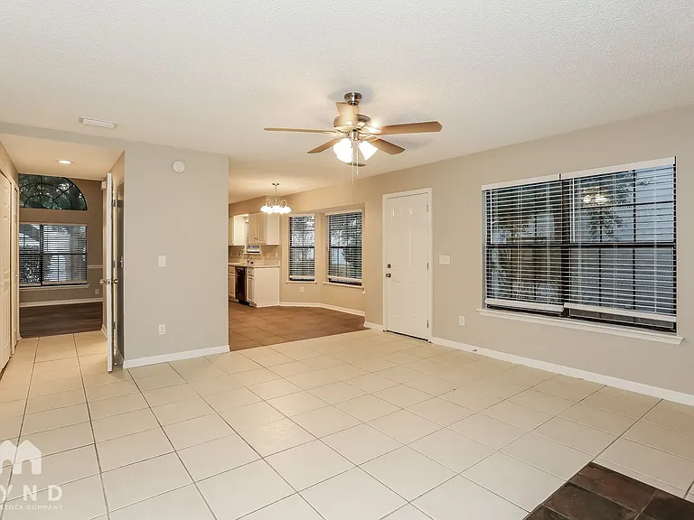 5407 Fort Caroline Rd — Photo 2