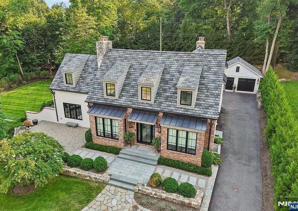 1st image of 71 Gilbert Road