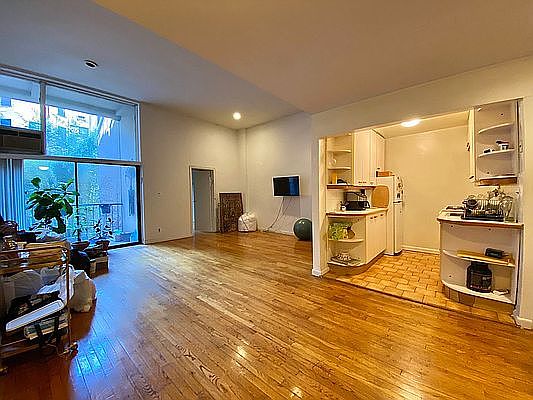 1st image of 246 W 102nd St APT 1B