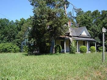 1st image of 4129 Steinhauer Rd NE