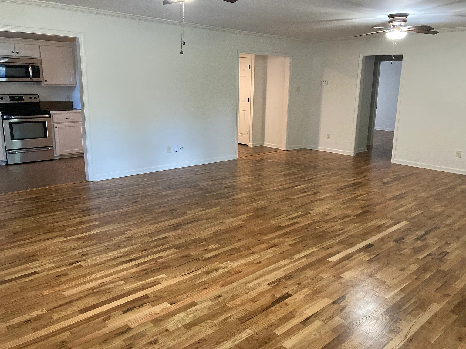 3 bed, 1490 sqft, $1,350 — Photo 3