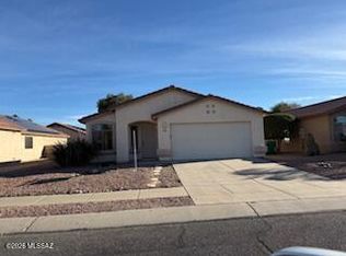 6927 W Red Rock Dr, Tucson, AZ 85743