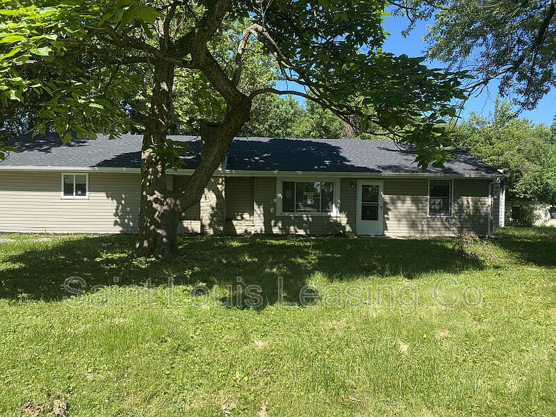 1st image of 10260 Imperial Dr
