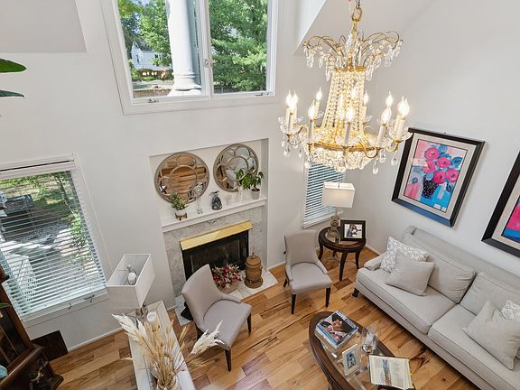 2nd image of 8256 Greystone West Cir