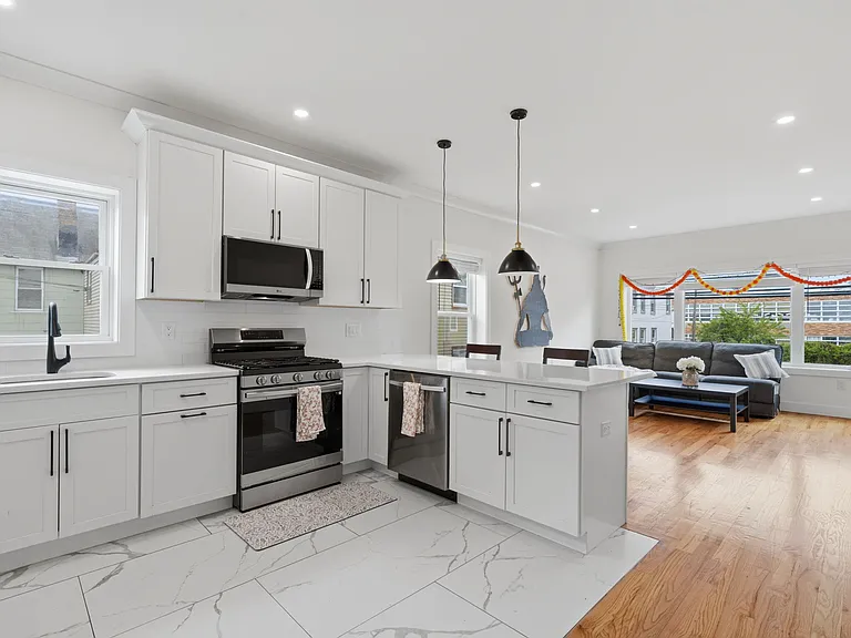 31 Patterson St #1 — Photo 6
