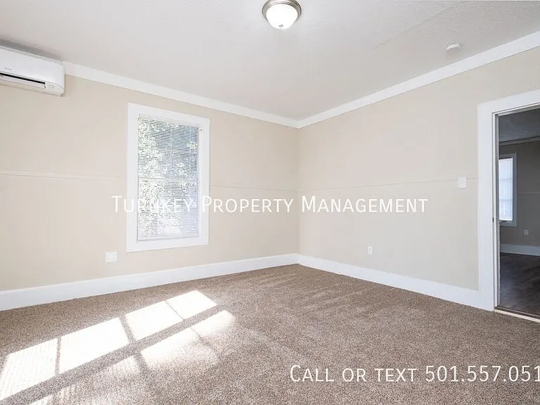 1308 W 21st St — Photo 7