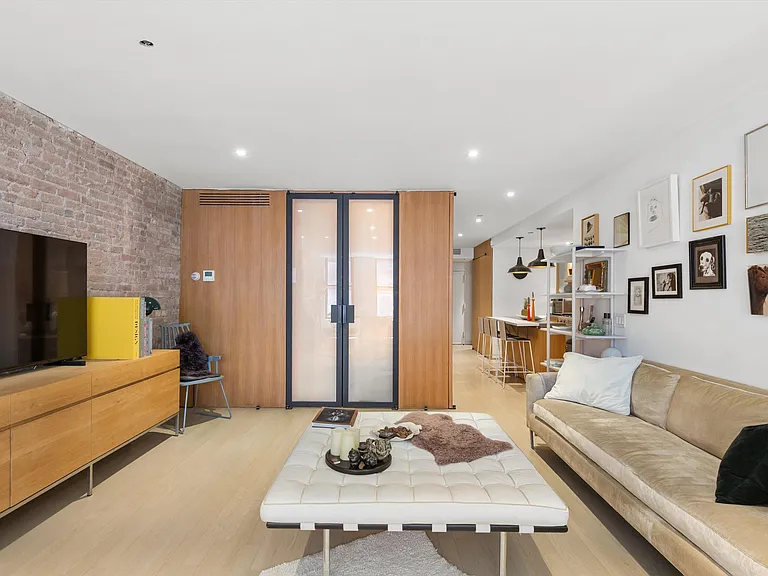 264 Water St #2A — Photo 4