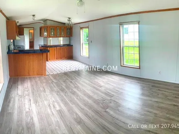7 Bearberry Rd, Franklin, ME 04634