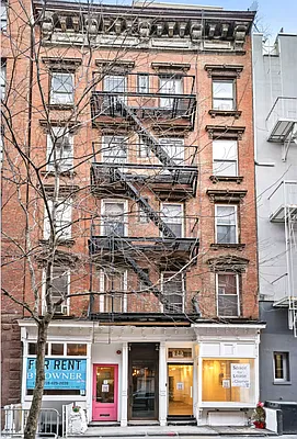 Rented by The Agency | media 24