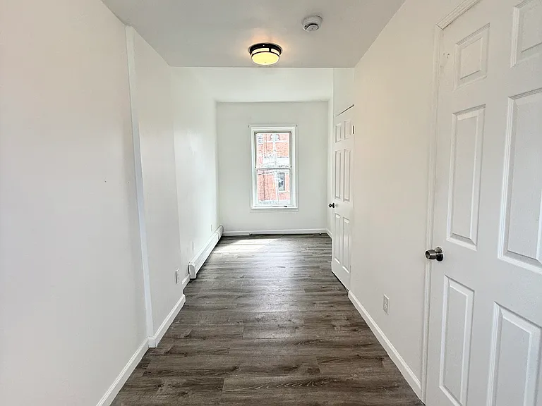84 Willow St #2 — Photo 4