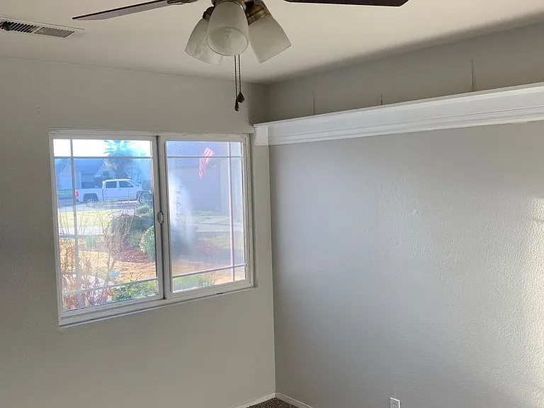 3208 Holly Ct — Photo 13