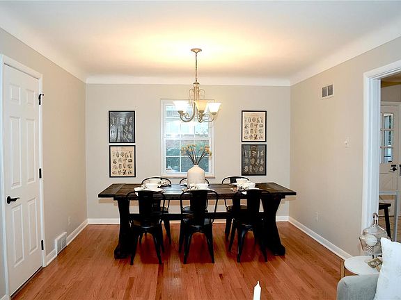 4th image of 9422 Tilles Dr