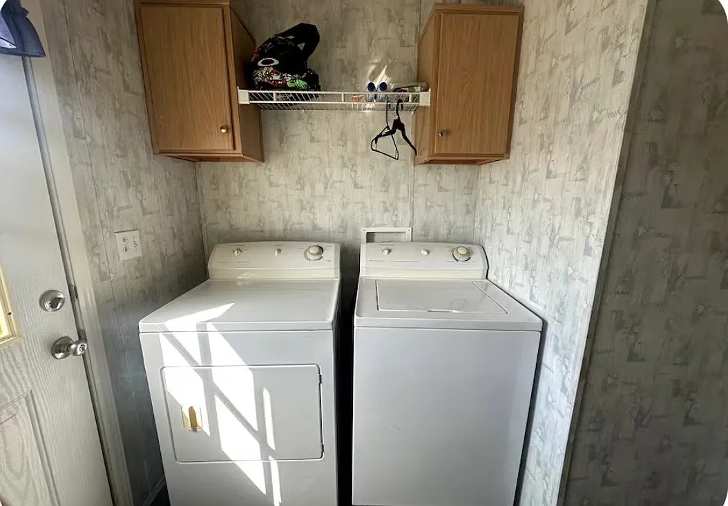 2 bed, 1274 sqft, $1,600 — Photo 1