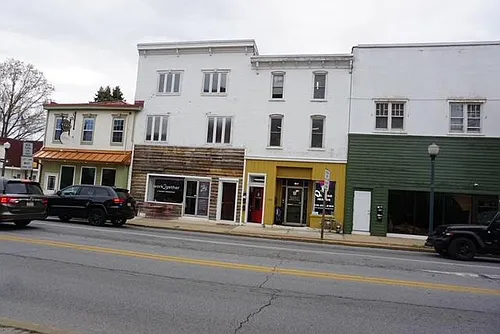 107 E Lancaster Ave #3C Photo 1