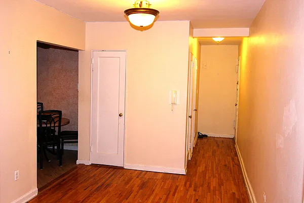 Sold by Superior Realty Service | media 28