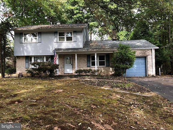 2nd image of 3508 Carsinwood Dr
