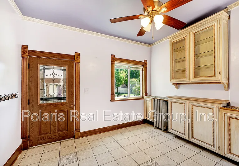 1507 Broadway St — Photo 17