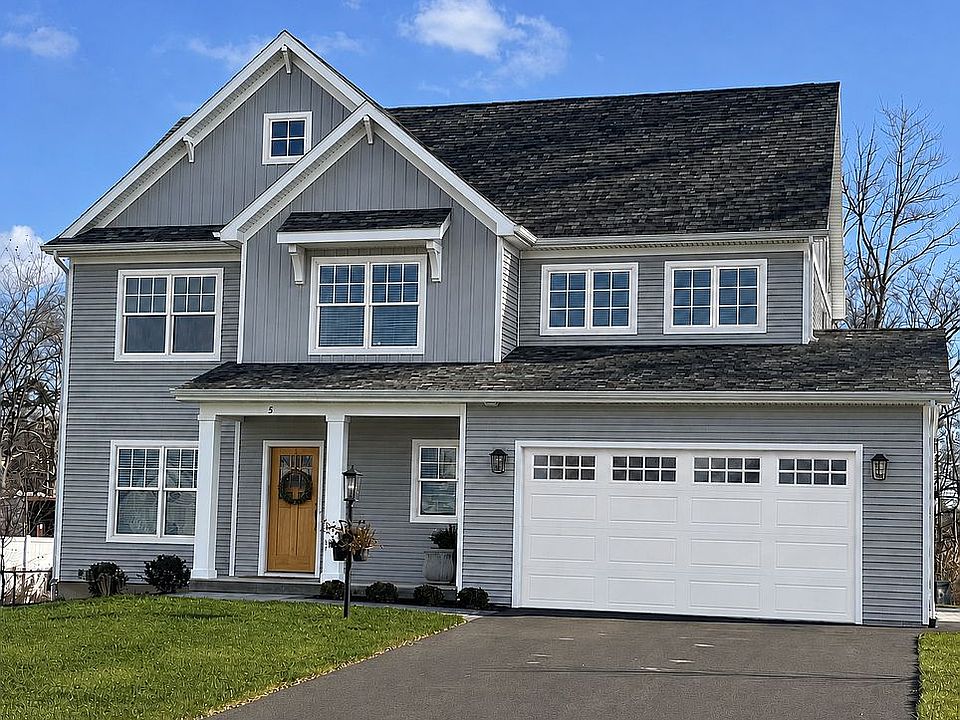 1st image of 7 Naples Ct