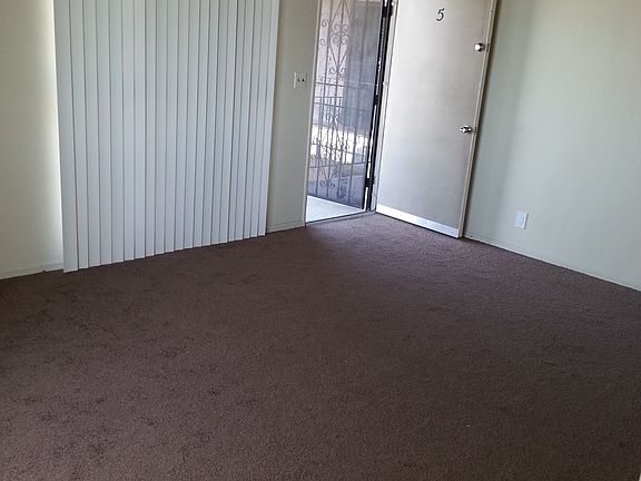 2nd image of 3315 W 104th St APT 5