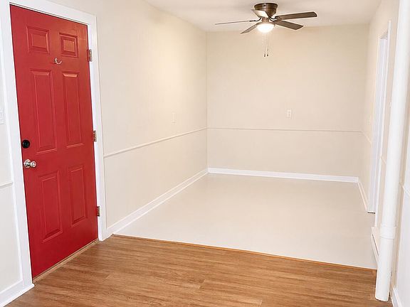 3rd image of 511 N B Street