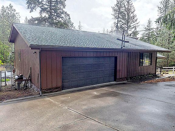 3rd image of 7310 N Applegate Rd