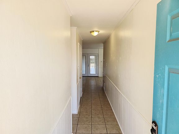 4th image of 1707 Preston Dr