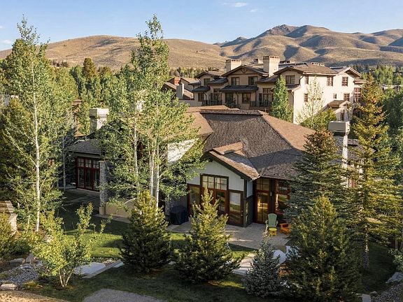 2nd image of 106 Angani Way