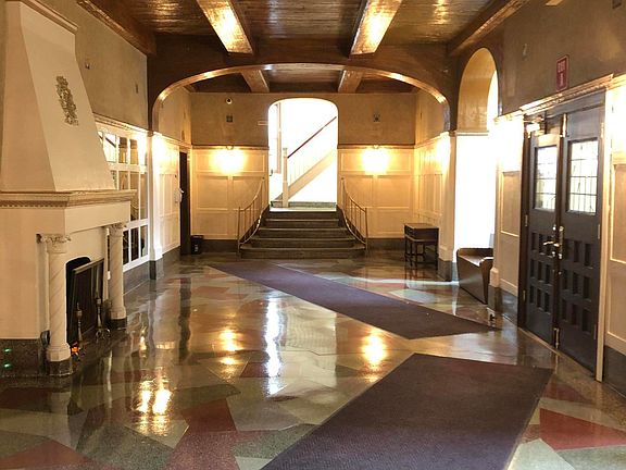4th image of 215 Hart Blvd APT 5J