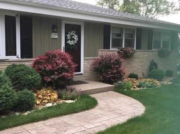 W164N9512 Water STREET, Menomonee Falls, WI 53051