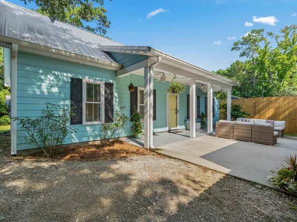 449 Fisherman Rd, Pawleys Island, SC 29585