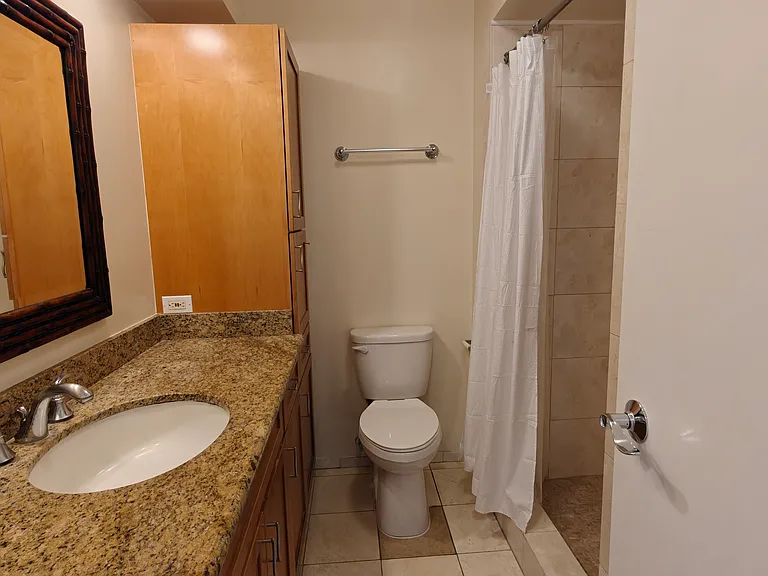 2nd bathroom