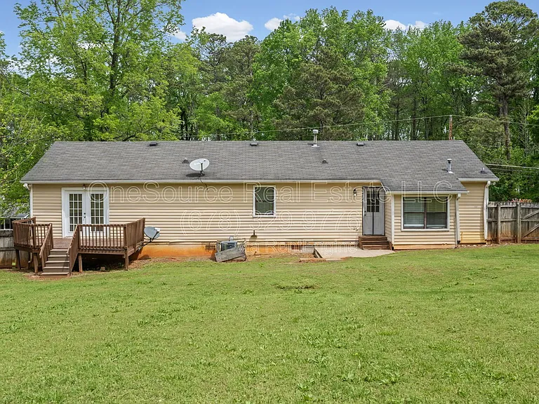 1321 Timbercrest Dr — Photo 33