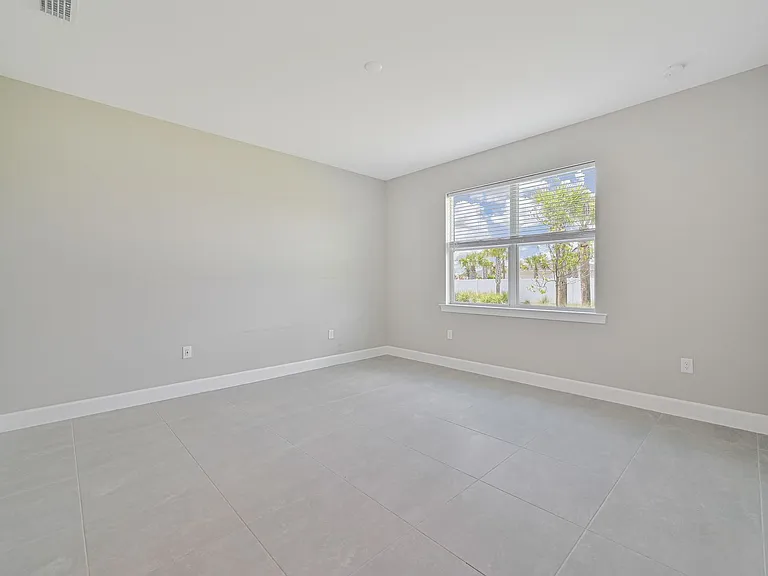 42218 Edgewater Dr — Photo 10
