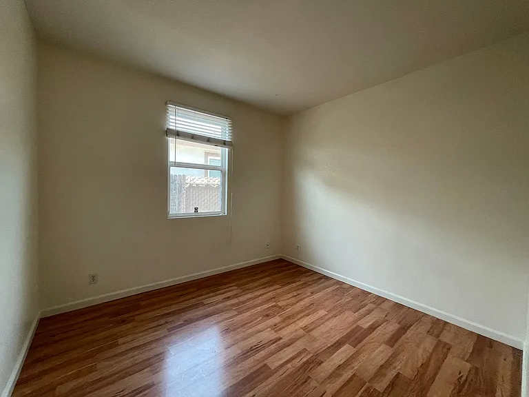3976 Anastasia Ln — Photo 17
