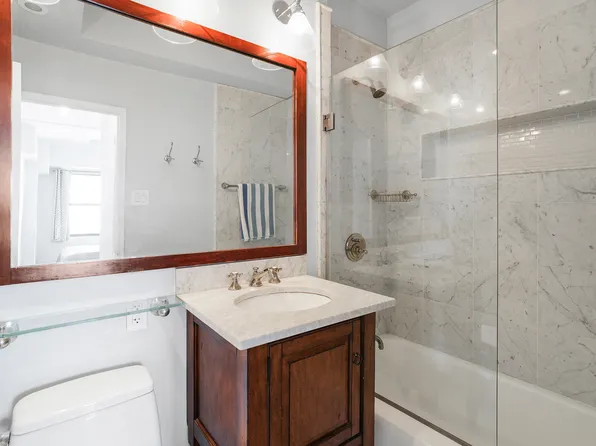 201 East 21st Street image 9 of 10