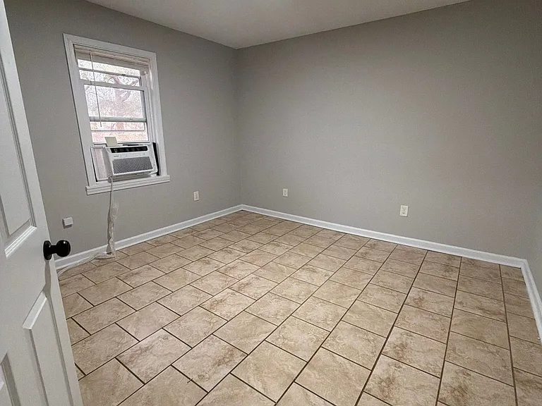 811 Scott St #4 — Photo 10